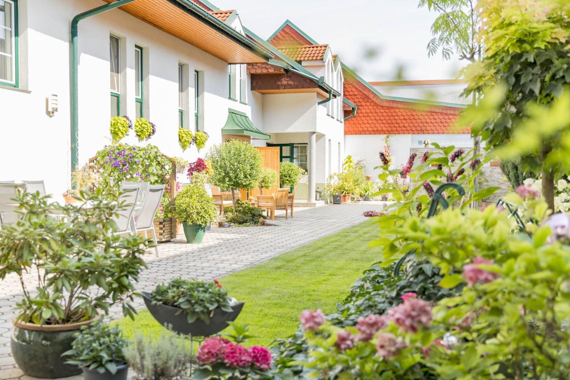 Weingut Apartment Hildegard Gangl Illmitz Dış mekan fotoğraf